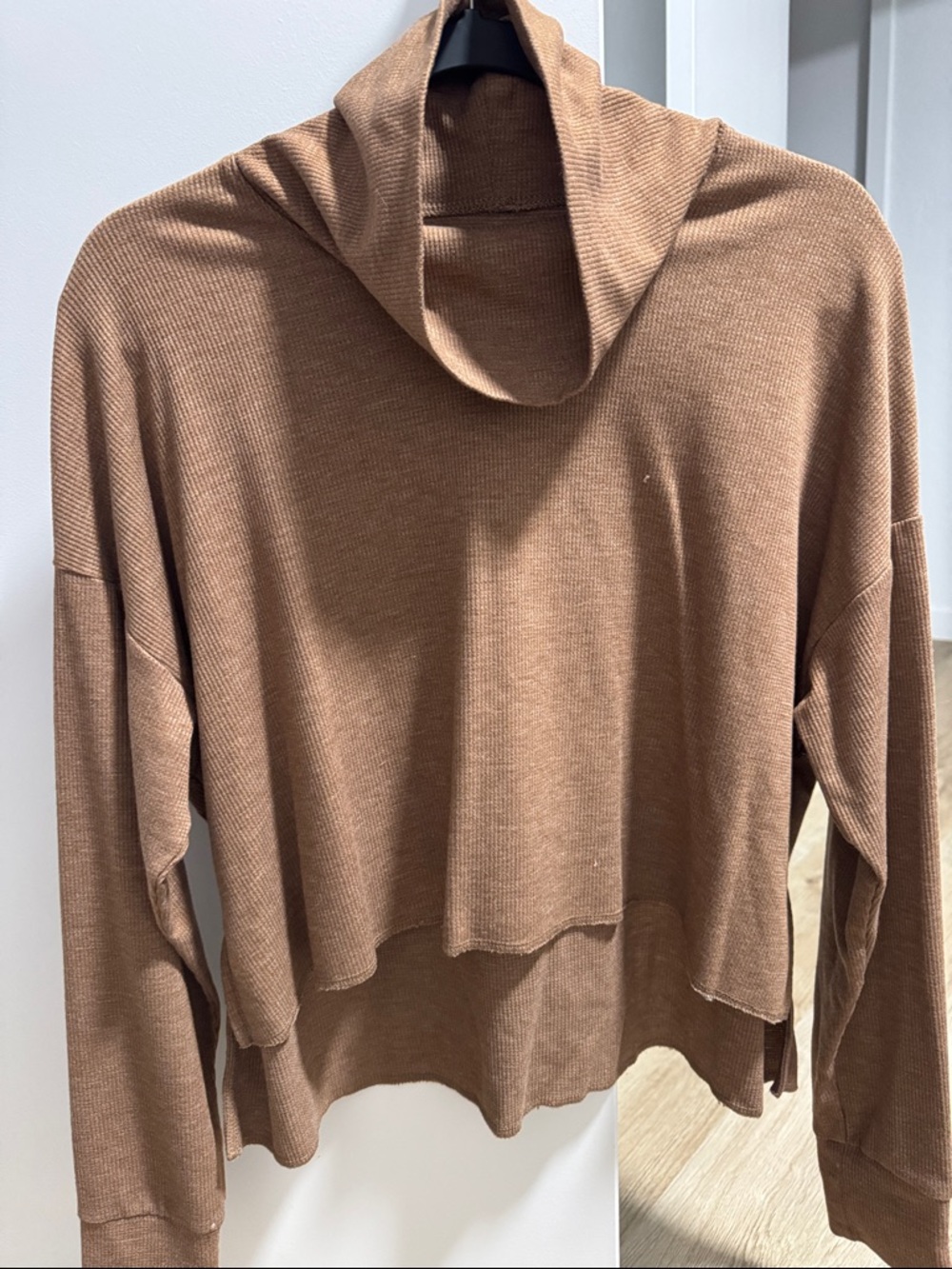American Eagle Outfitters Cropped Cowl Neck Sweater - Brown